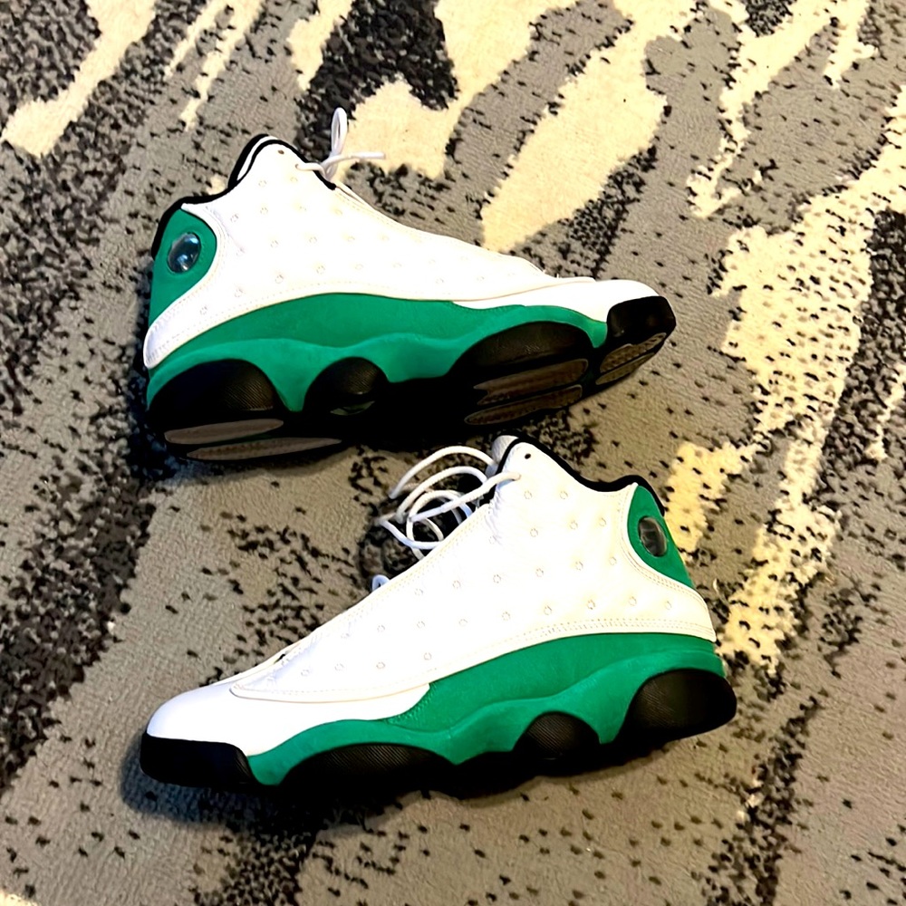 Jordan 13 retro white lucky green